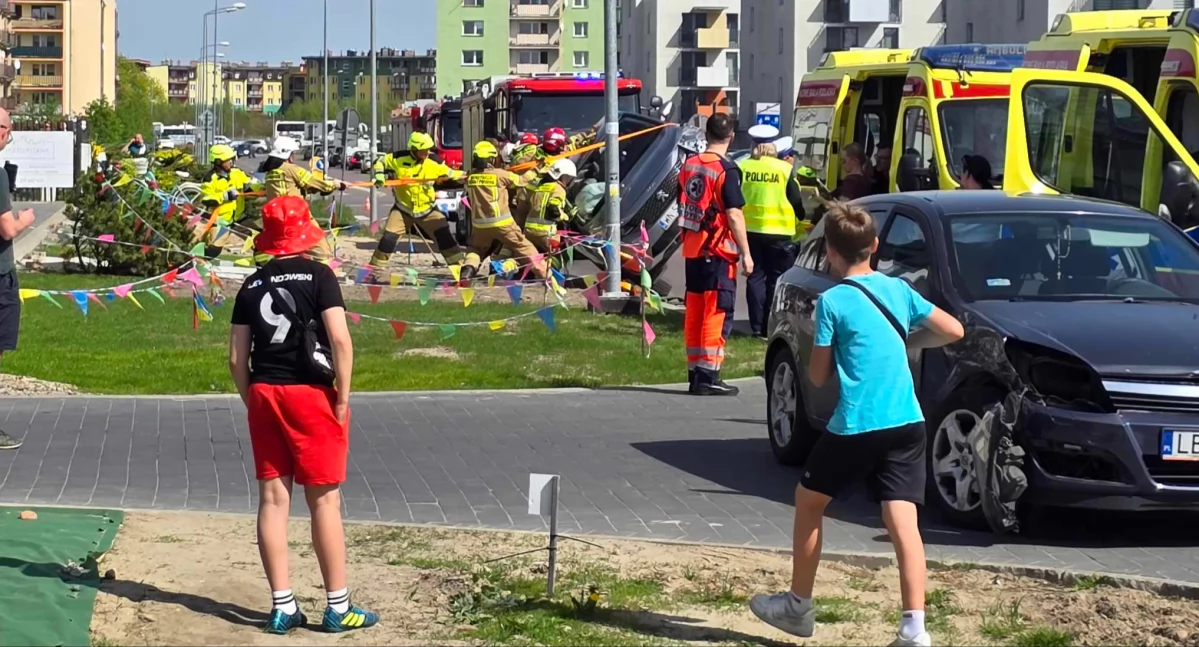 Uwaga! Wypadek na ul. Jana Kazimierza w Białej Podlaskiej- zderzenie dwóch aut osobowych