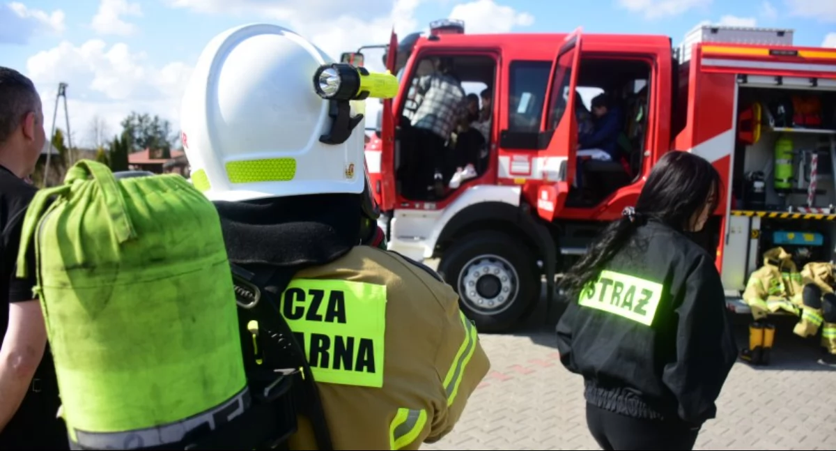 Święto Strażaków w Gminie Biała Podlaska! Uroczyste Obchody z Przekazaniem Nowego Samochodu Ratowniczo-Gaśniczego w Hrudzie