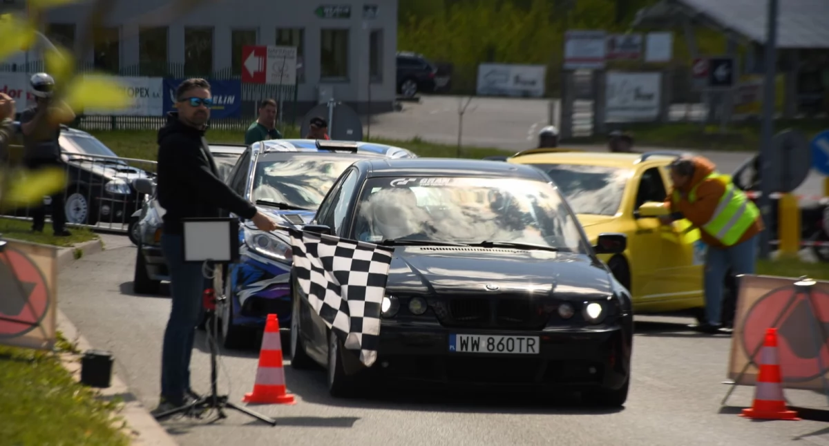 Emocjonujący II Sprint SMAB rozgrzał Białą Podlaską! Puchar Okręgu Lubelskiego, Mistrzostwa Automobilklubu i Puchar Prezesa dostarczyły niezapomnianych wrażeń 
