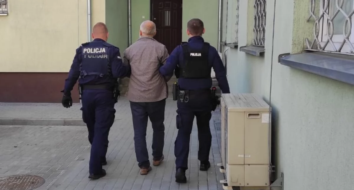Groził sierpem w bialskim urzędzie: 57-latek aresztowany za groźby karalne wobec pracownic
