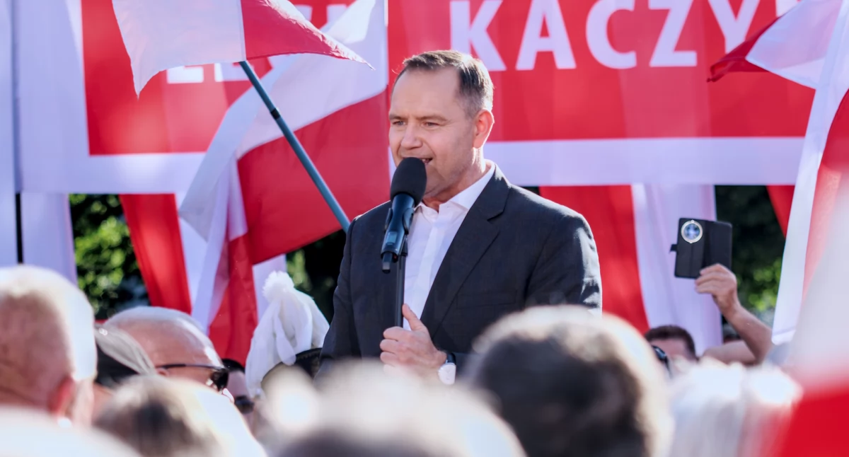 Kandydat na Prezydenta RP w Białej Podlaskiej. Spotkanie z Karolem Nawrockim na Placu Wolności