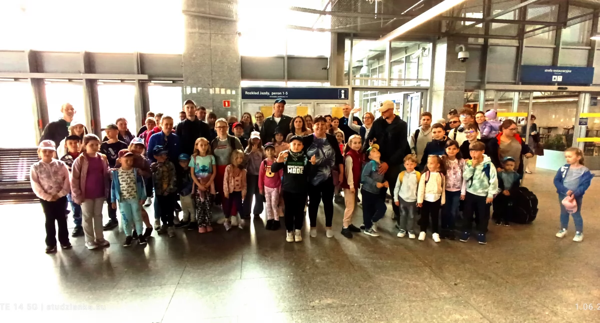 Dzieci i młodzież z gminy Łomazy odwiedziły Sopot i Gdańsk. Wyjazd z okazji Dnia Dziecka połączył wypoczynek z elementami edukacji 
