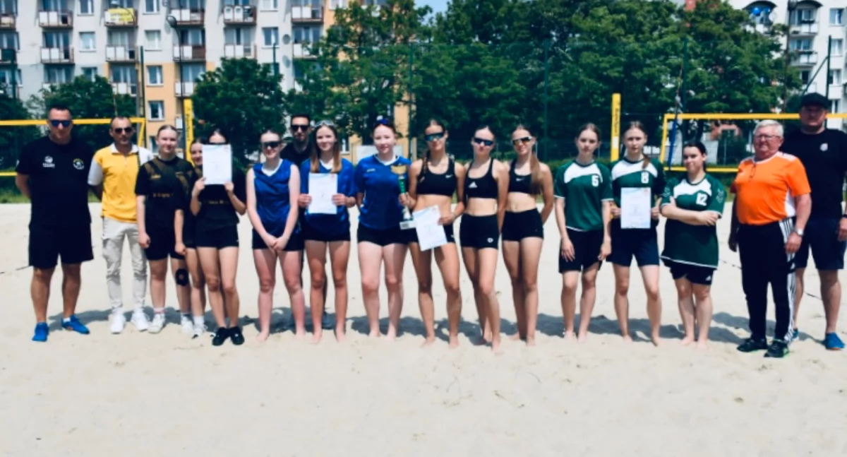 Plażowe emocje w Białej Podlaskiej! Młodzi siatkarze walczyli o finał wojewódzki Igrzysk Młodzieży Szkolnej