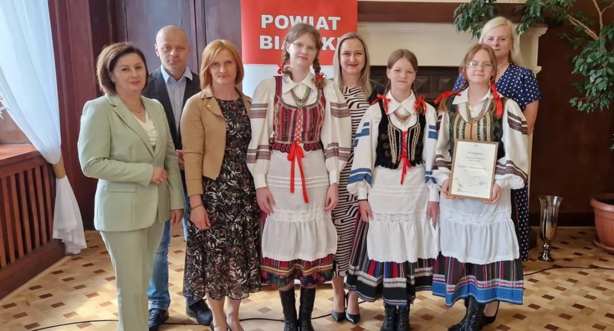 Mieszkanki Gminy Sosnówka nagrodzone podczas Powiatowego Dnia Działacza Kultury