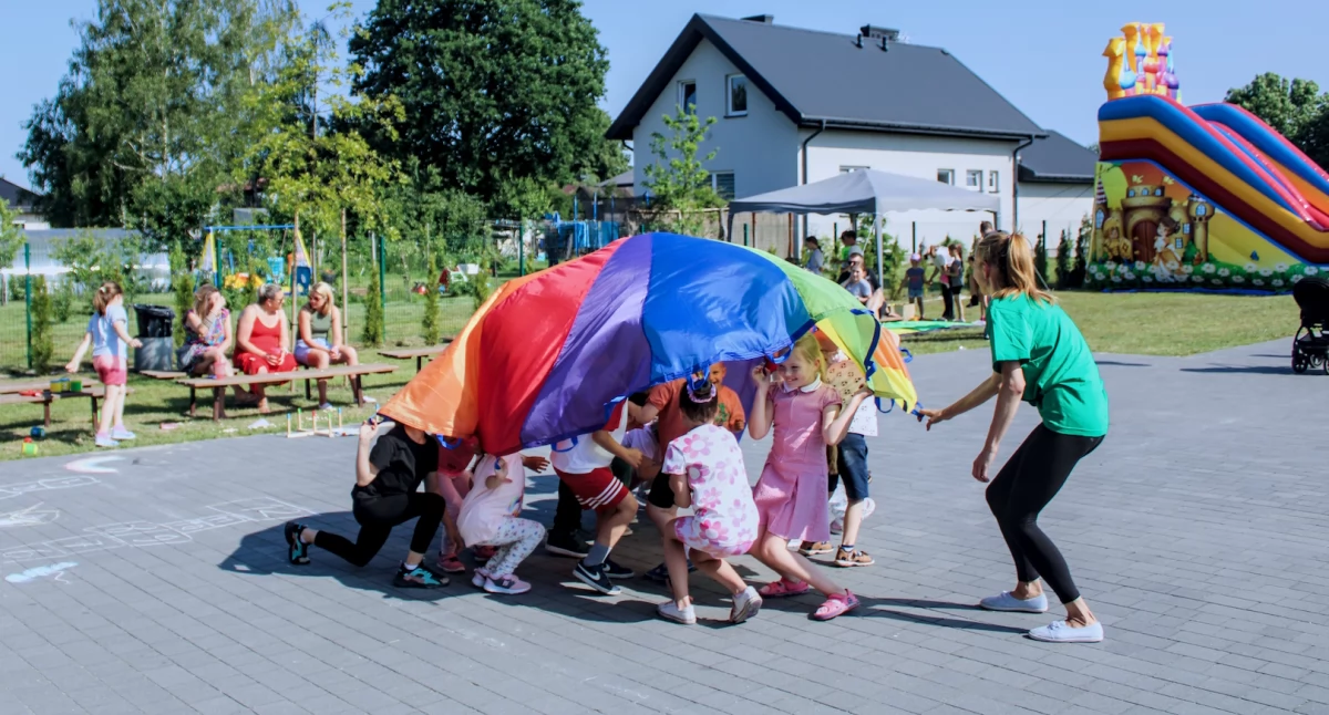 „Festiwal Dobrej Zabawy Dla Dzieci” w Rakowiskach – moc atrakcji dla najmłodszych