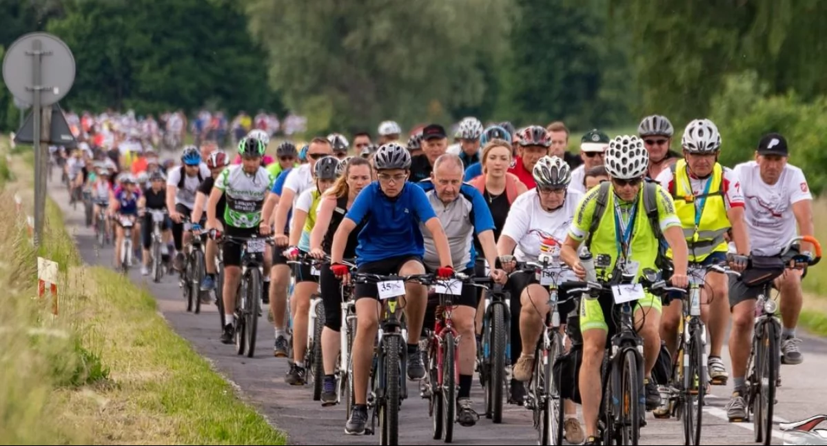 Rowerowa rywalizacja, turniej piłki nożnej i dmuchane atrakcje- Rakowiska zapraszają na Festyn Sportowo-Rekreacyjny 