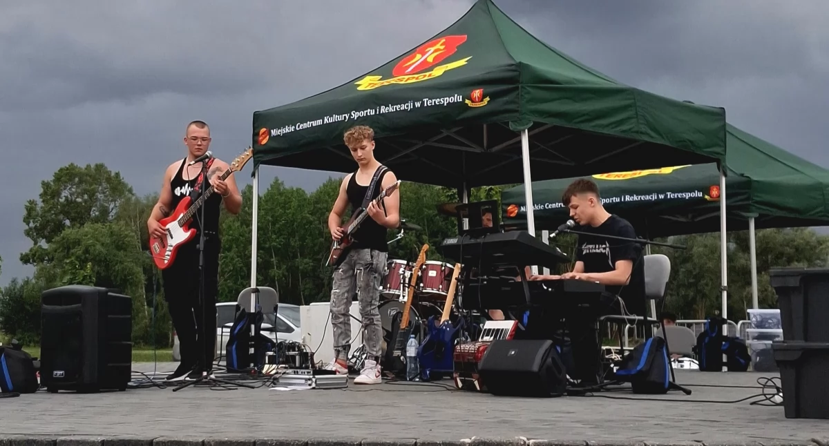 Młodzieżowe zespoły rockowe z Terespola rozpoczęły wakacje mocnym muzycznym akcentem