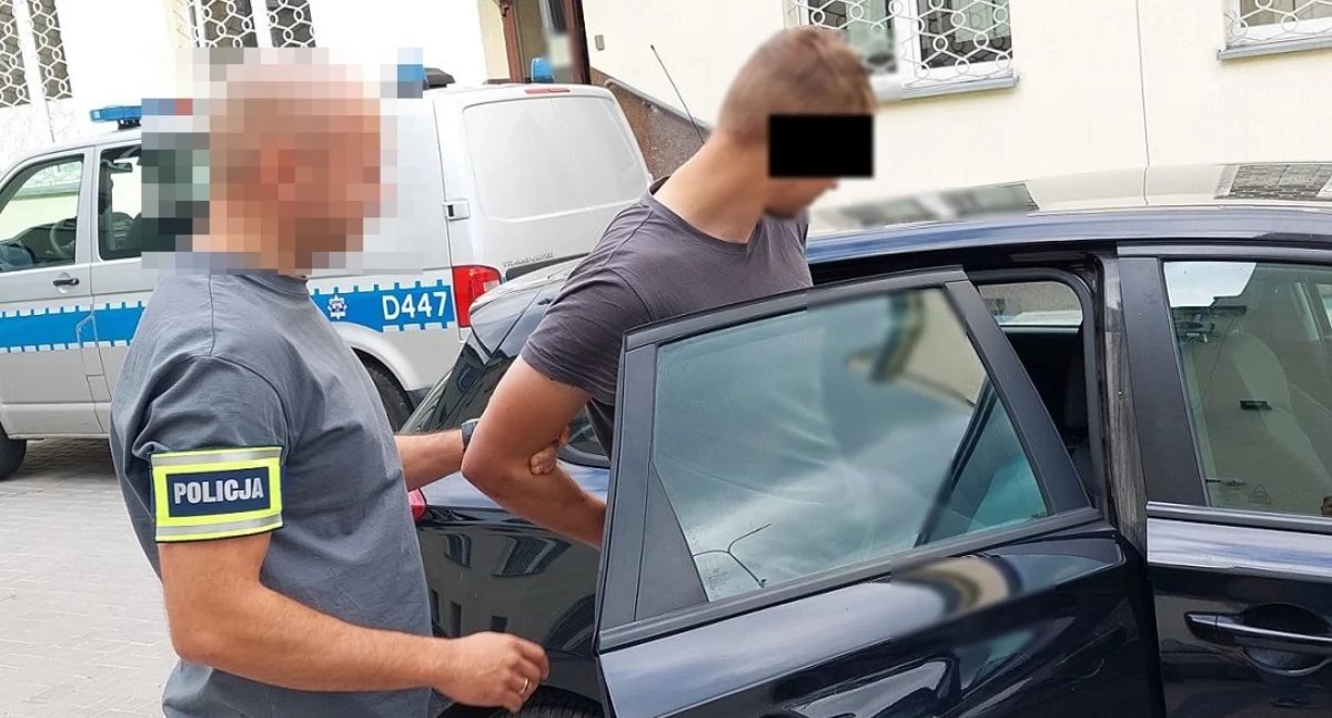Skuteczność bialskiej policji. 14 poszukiwanych zatrzymanych w dwa dni, w tym 26-latek z narkotykami