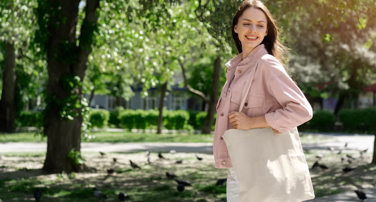 Dlaczego torby bawełniane z własnym nadrukiem to hit eko marketingu?
