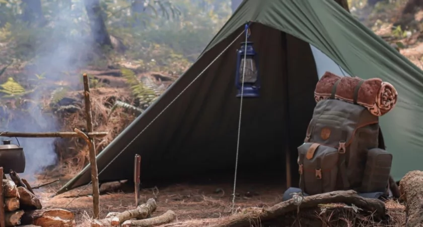 Survival, historia i ognisko z kiełbaskami- młodzież z Sosnówki rusza tropem przeszłości