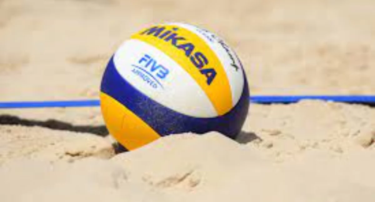 SKS „Szóstka” TPS Biała Podlaska zaprasza na sierpniowe turnieje siatkówki plażowej kobiet! 