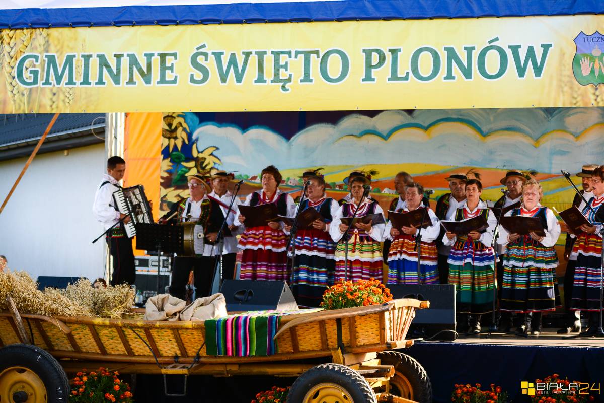 Dożynki gminne w Tucznej