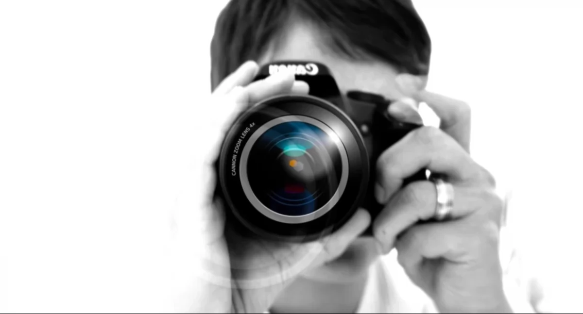 Fotografia, która zatrzymuje to, co ulotne – Grzegorz Pawlak gościem Bialskich Spotkań z Fotografem
