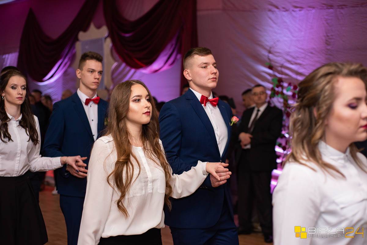 Studniówka w Zespole Szkół im. Władysława Reymonta w Małaszewiczach