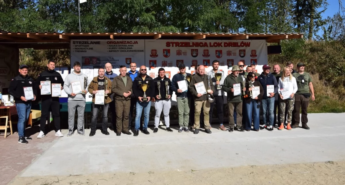 II Powiatowy Turniej Strzelecki Samorządowców w Aleksandrówce: Sportowa rywalizacja, najlepsze drużyny i wyjątkowe odznaczenia dla lokalnych liderów