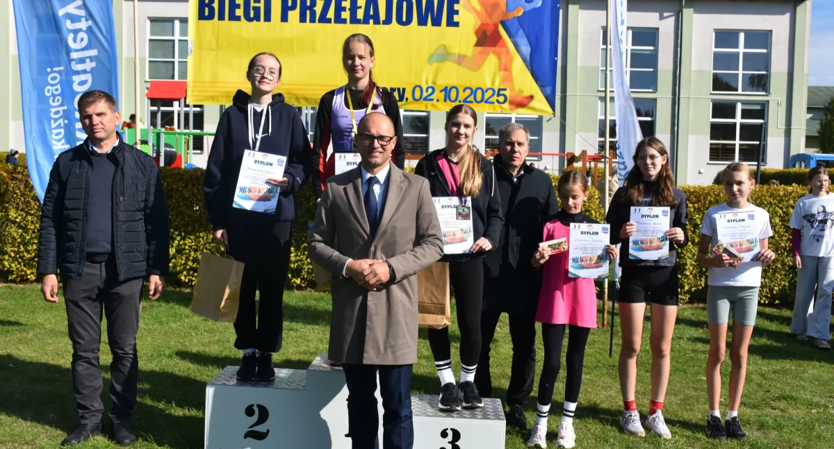 Finał powiatu bialskiego w biegach przełajowych. Zwycięstwa Piszczaca i Wisznic