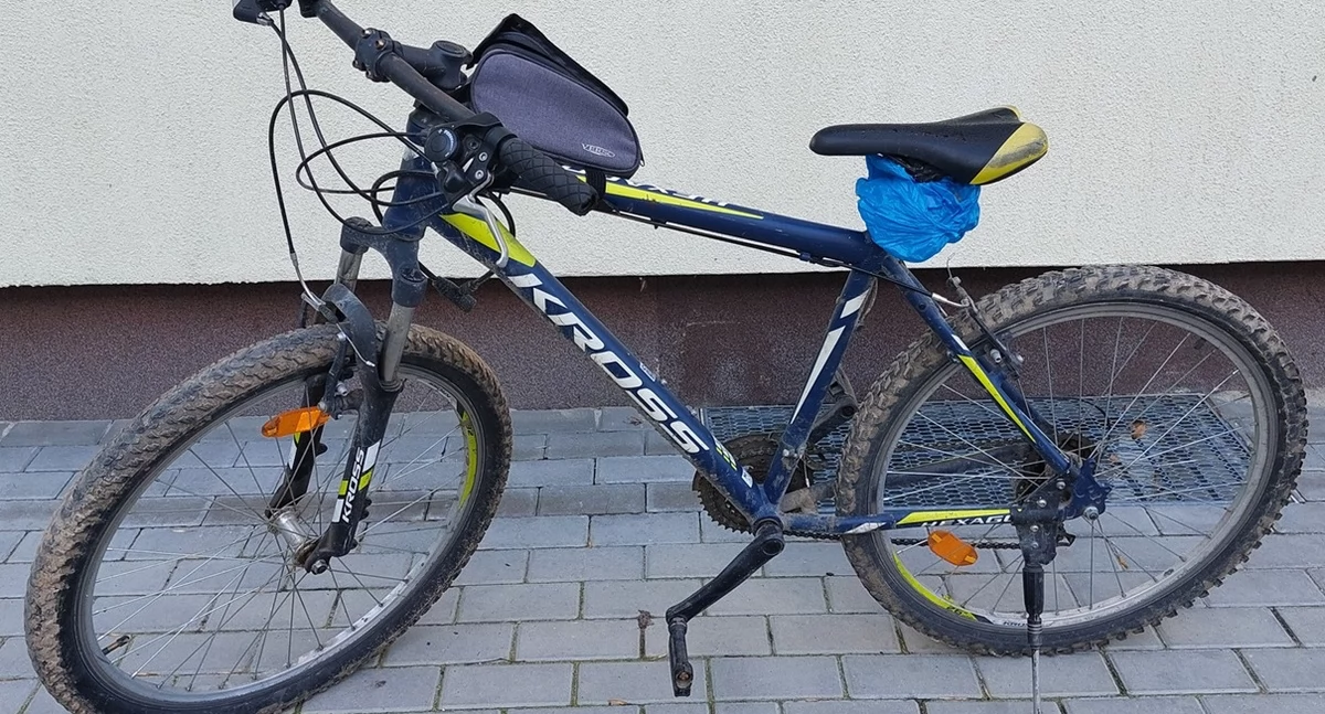 Policja odzyskała dwa skradzione rowery. Trzej młodzi mężczyźni odpowiedzą za kradzież