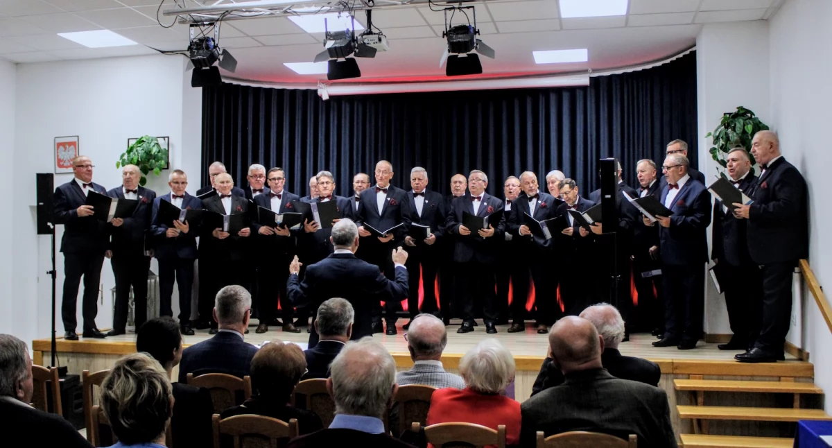 Koncert Pieśni Patriotycznej w Gminnym Centrum Kultury w Konstantynowie