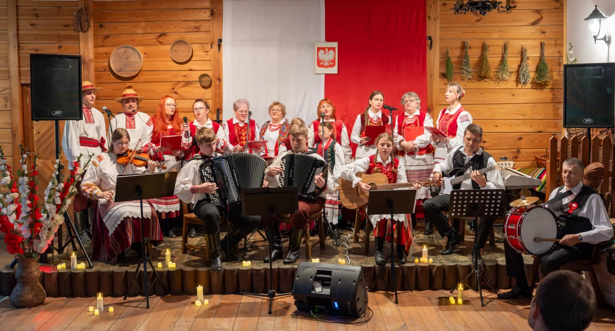 Wieczór pieśni patriotycznych w Perkowicach