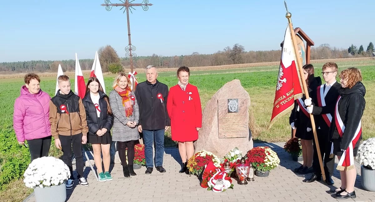 Hołd dla bohaterów w Gminie Tuczna. Uczniowie i samorządowcy uczcili rocznicę Niepodległości