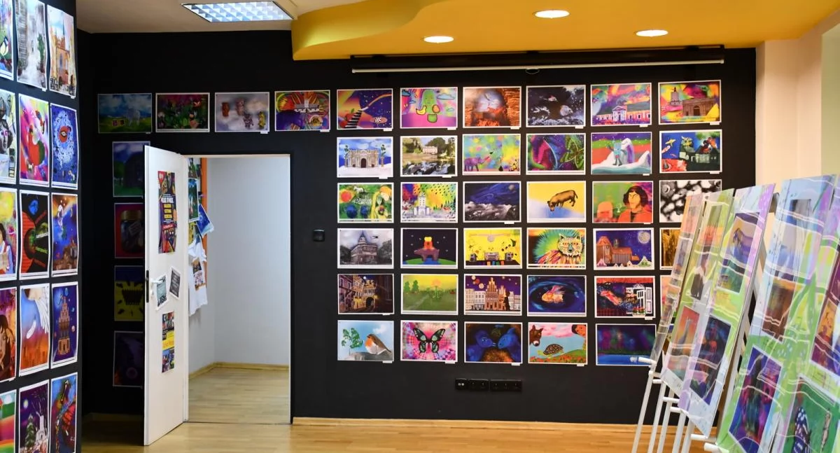 Wernisaż wychowanków Pracowni Grafiki Komputerowej „Piksel”