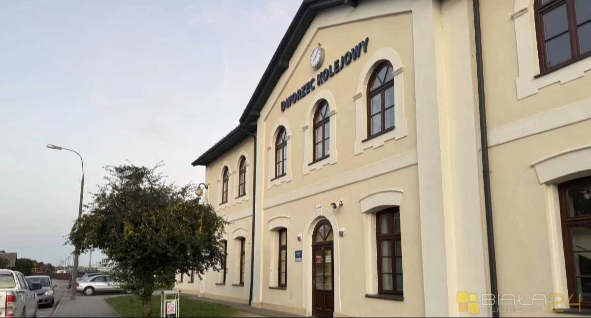 Międzyrzec Podlaski wywalczył powrót kasy biletowej. PKP uruchamia przetarg po miesiącach interwencji mieszkańców