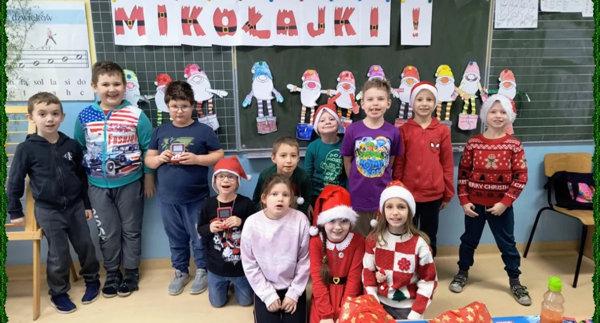 Spotkaj Mikołaja i uwiecznij zabawę w fotobudce 360! Mikołajki 2025 w Sosnówce