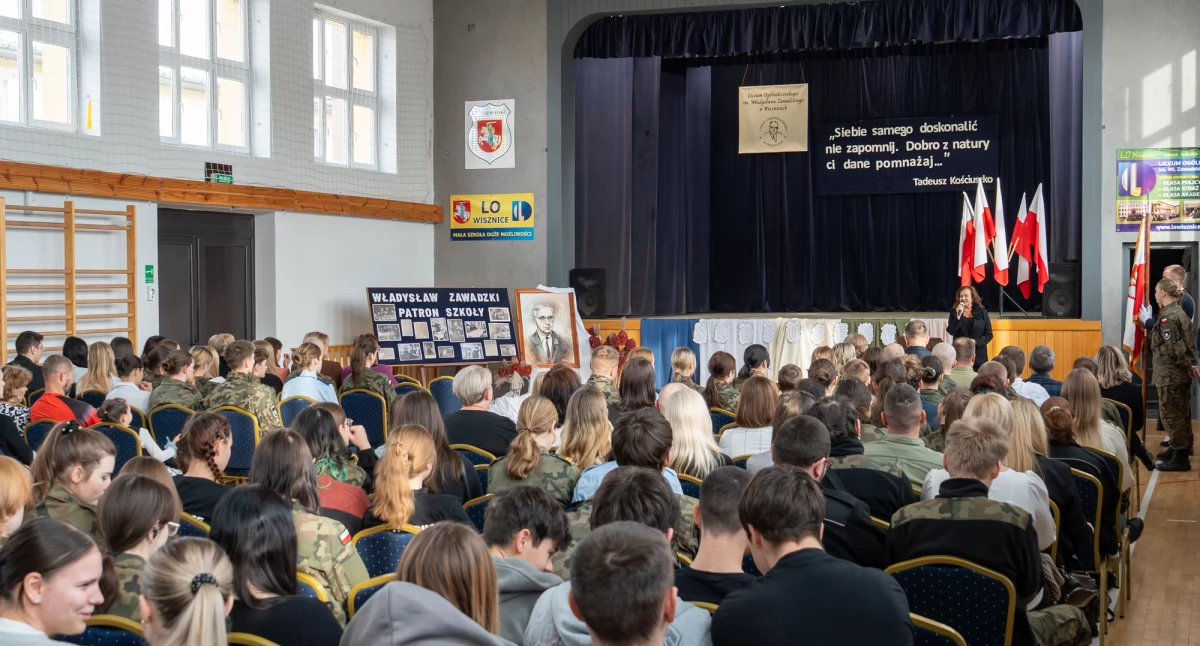 Dzień Patrona i ślubowanie klas pierwszych w LO w Wisznicach