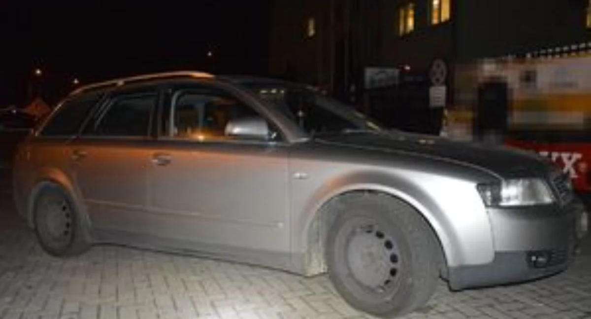 Chciał dać nauczkę dla kierowcy, który blokował ruch pozostawiając otwarte auto na ulicy. 48-latek stanie przed sądem