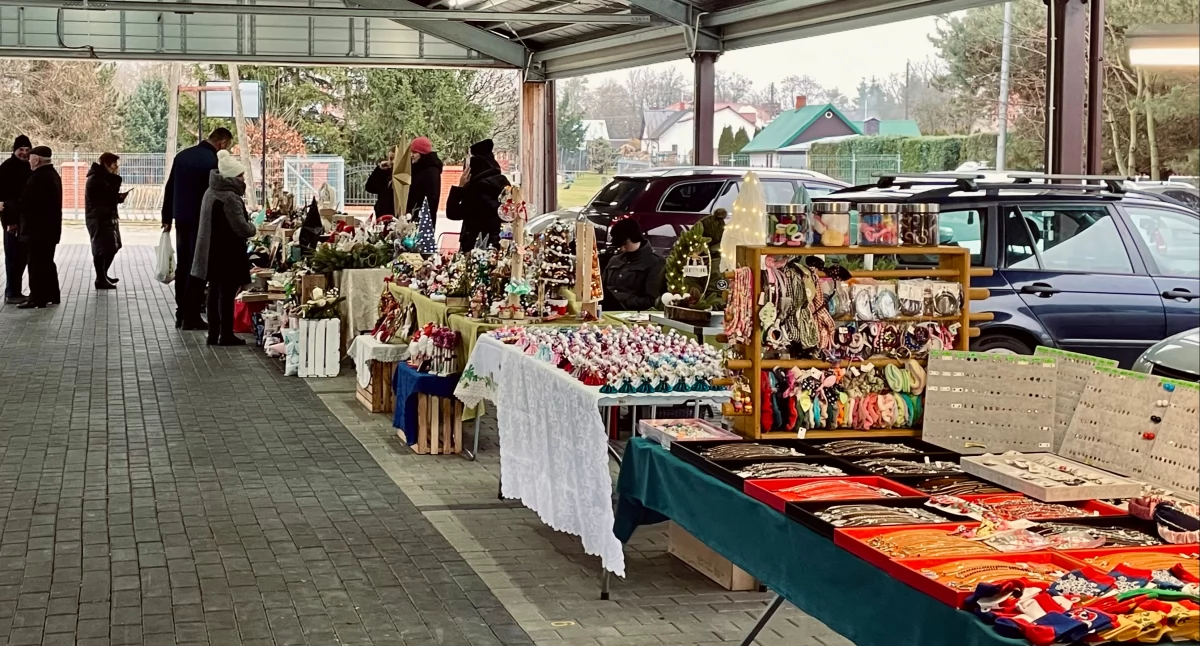 Świąteczna magia opanowała Kodeń – Jarmark Bożonarodzeniowy pełen tradycji