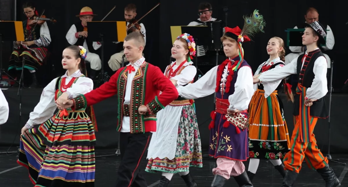 Niech zabrzmią kolędy w parafii bł. Honorata. Sprawdź szczegóły!