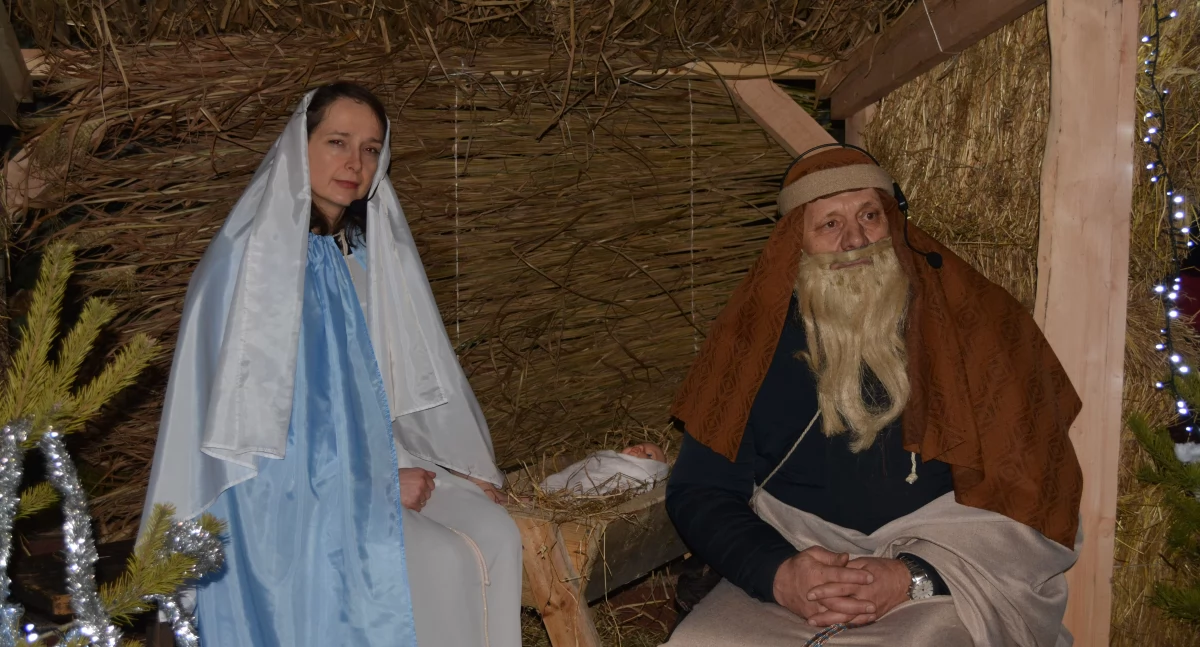 Jasełka Amatorskiego Teatru Podwórkowego „Dawidy” zachwyciły publiczność w Choroszczynce