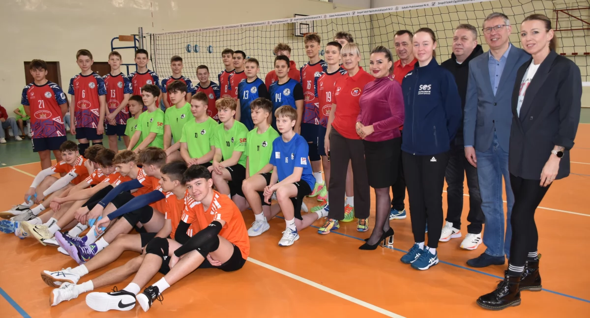 Igrzyska Młodzieży Szkolnej chłopców z siatkówki. Szkoła Podstawowa nr 6 w Białej Podlaskiej na 1. miejscu w rejonie!