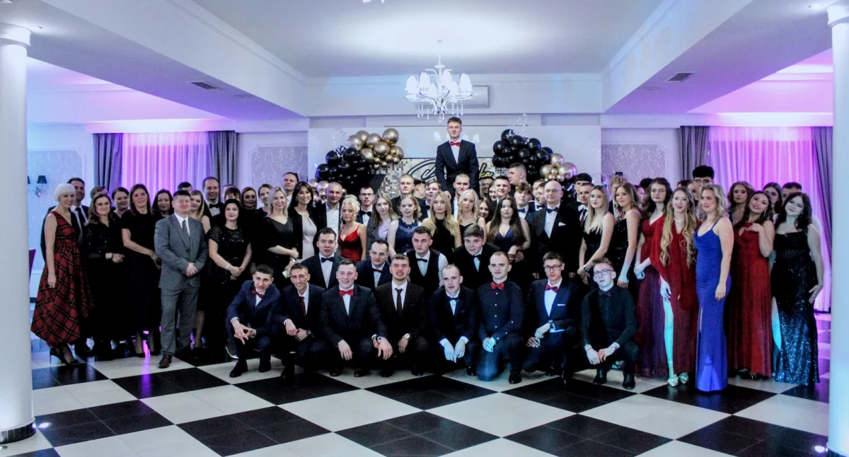 Bal studniówkowy ZSCKR w Leśnej Podlaskiej
