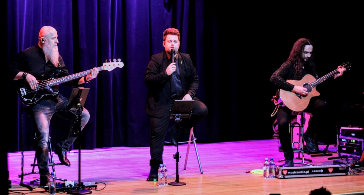 Koncert Adrian Litewka Trio w okazji Dnia Kobiet w Janowie Podlaskim
