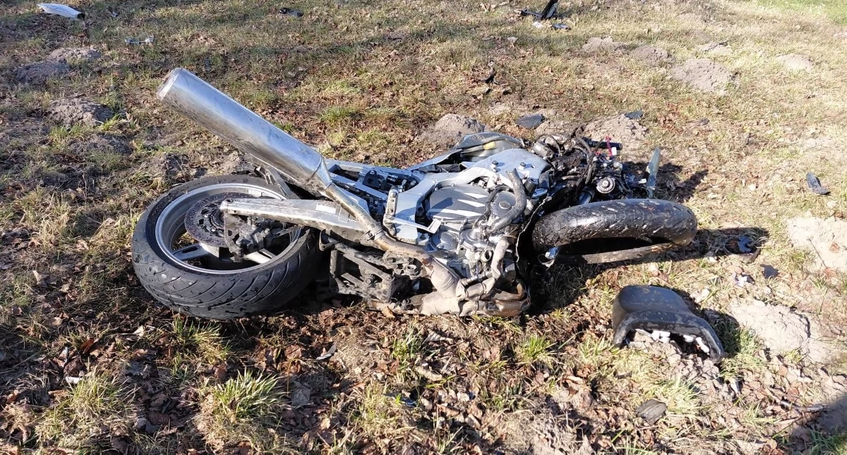 Śmiertelny wypadek w miejscowości Błonie. Droga W-698 zablokowana 