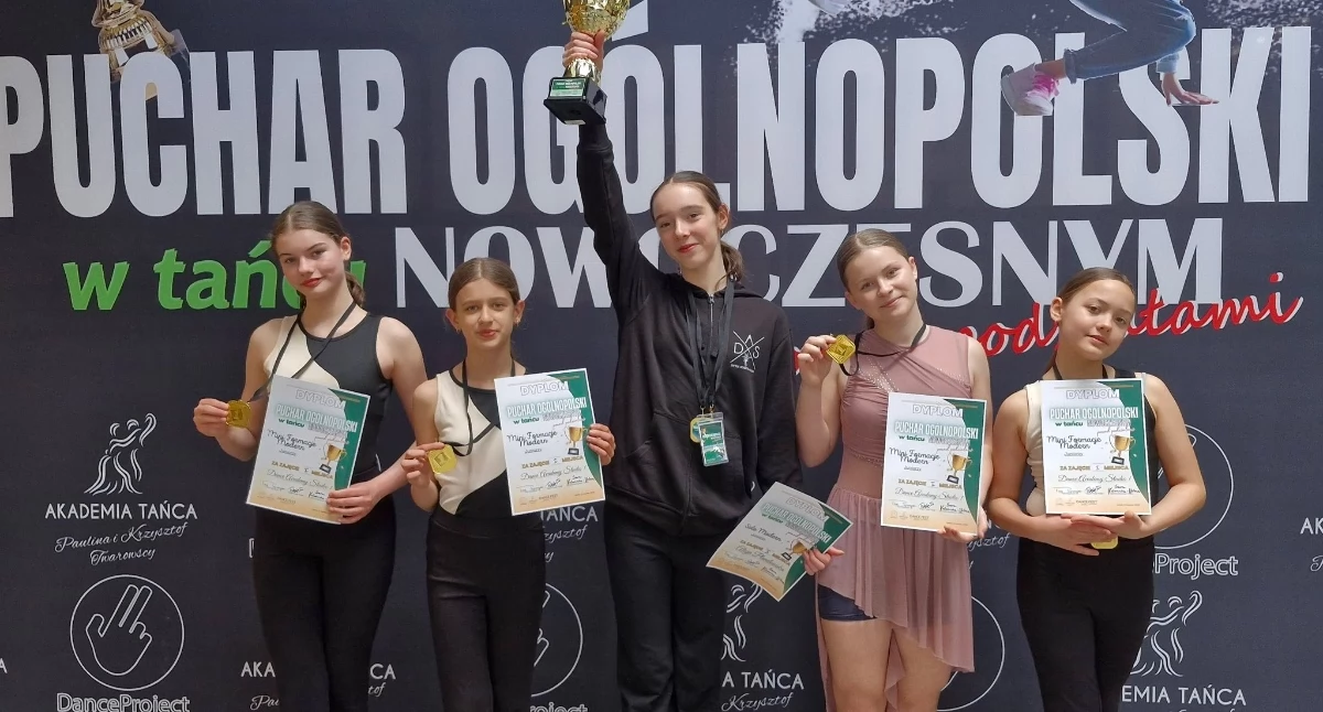 Tancerze z Białej Podlaskiej triumfują. Dance Academy Studio z Pucharem Polski
