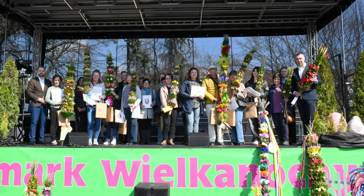 Tłumy, rekord i wielkanocna atmosfera. Jarmark w Białej Podlaskiej przyciągnął setki mieszkańców