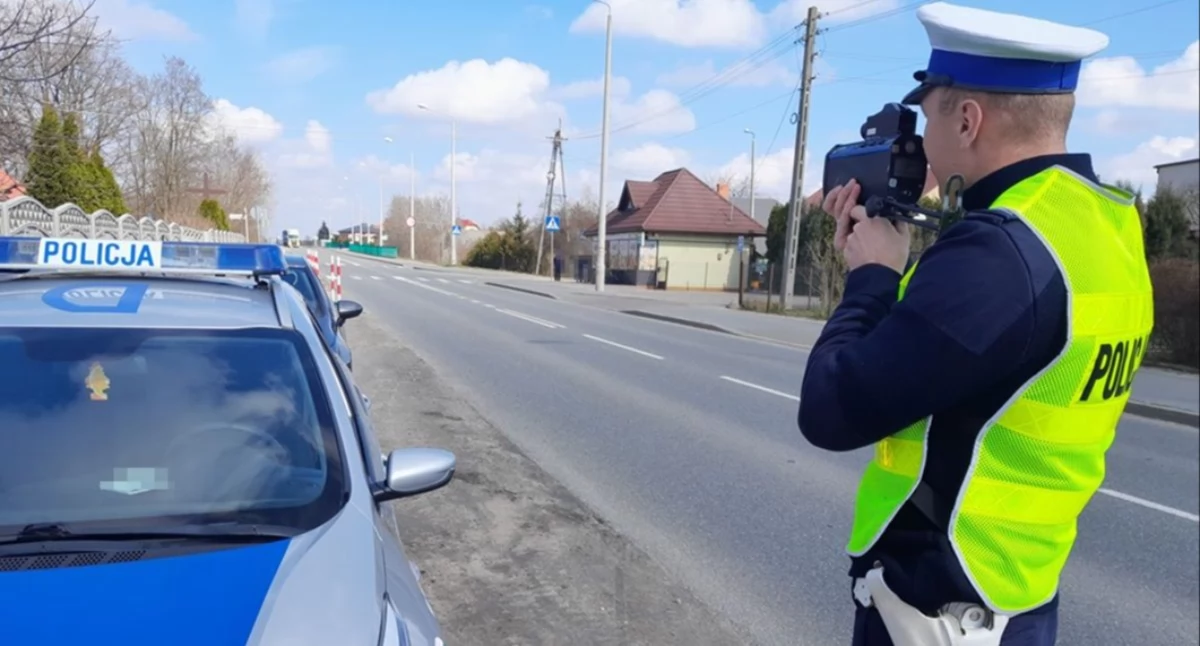 Piraci drogowi na celowniku! Rekordziści pędzili ponad 70 km/h za szybko- posypały się wysokie mandaty i utraty praw jazdy