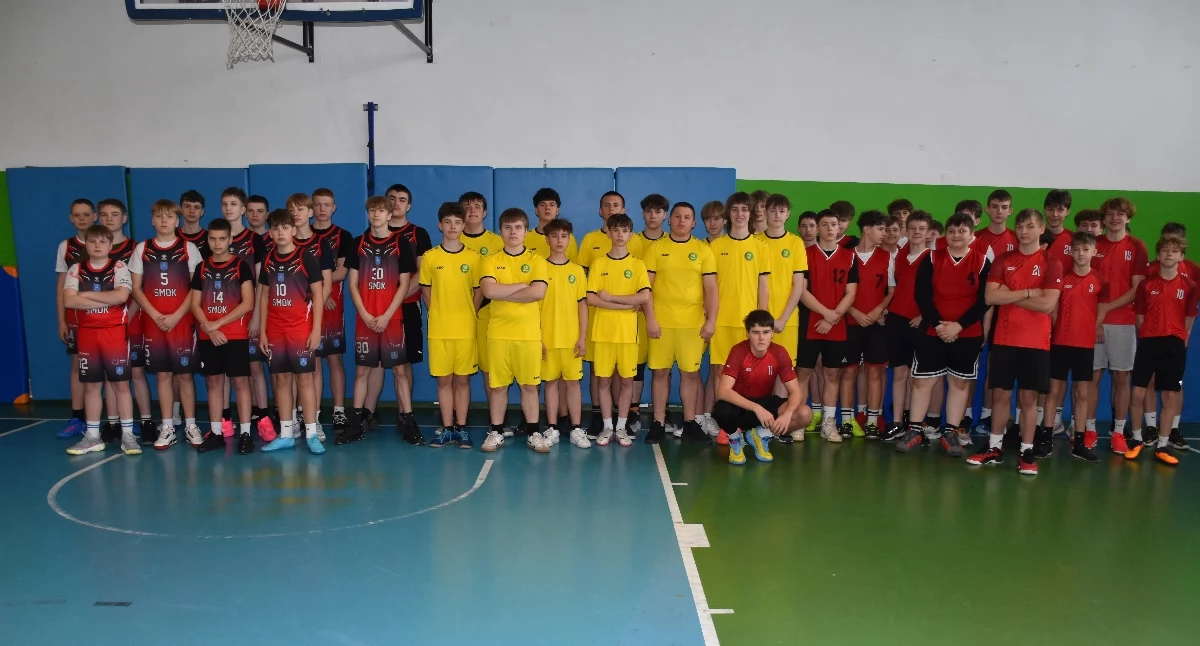 Finał powiatowy w koszykówce: zwycięstwo Szkoły Podstawowej w Konstantynowie