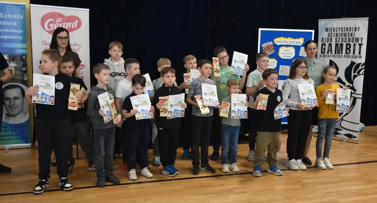 42 młodych szachistów rywalizowało w Rogoźnicy. Otwarte Mistrzostwa Gminy Międzyrzec Podlaski Juniorów za nami