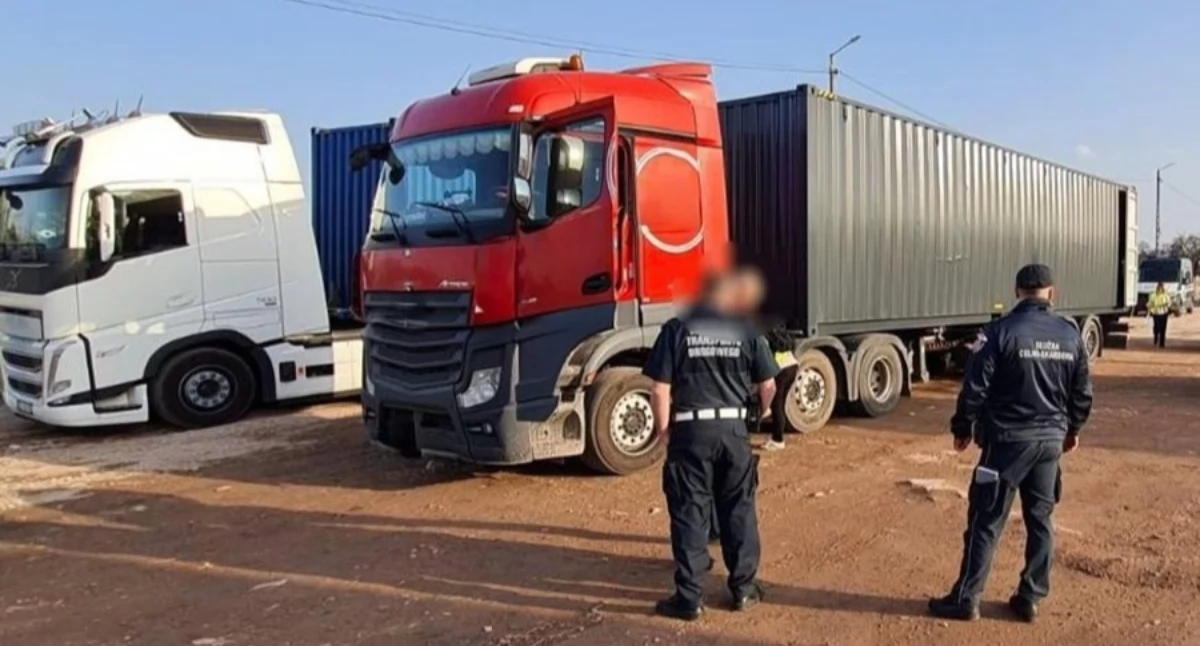 Kontenery z Chin miały jechać do Hiszpanii. Służby odkryły, że zostały w Polsce