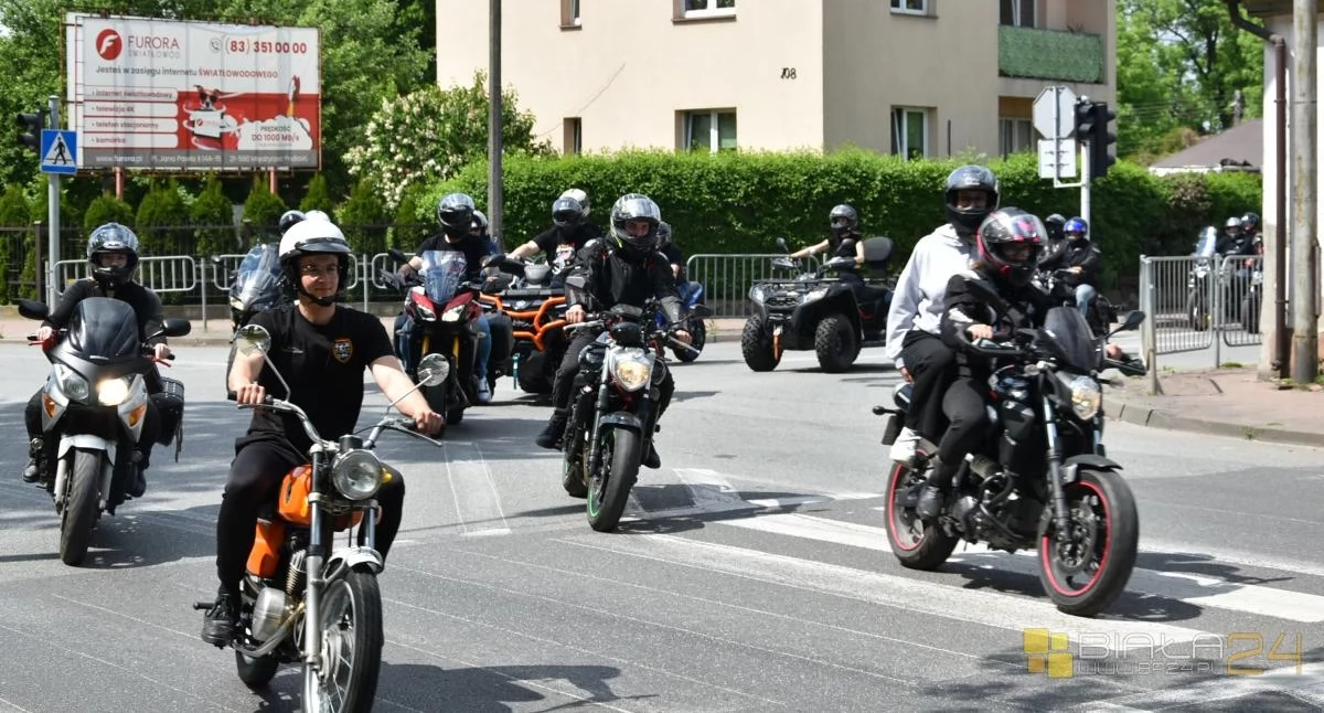 Motocykliści znów poruszyli Międzyrzec. Ryk silników, parada i wielkie serca w Parku Potockich