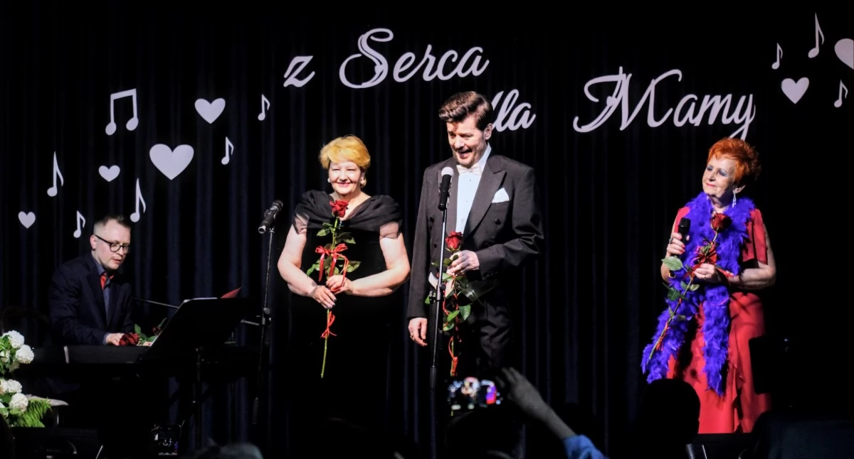 Witold Matulka i Przyjaciele wystąpili w Konstantynowie z okazji Dnia Matki. Koncert “Z Serca dla Mamy”