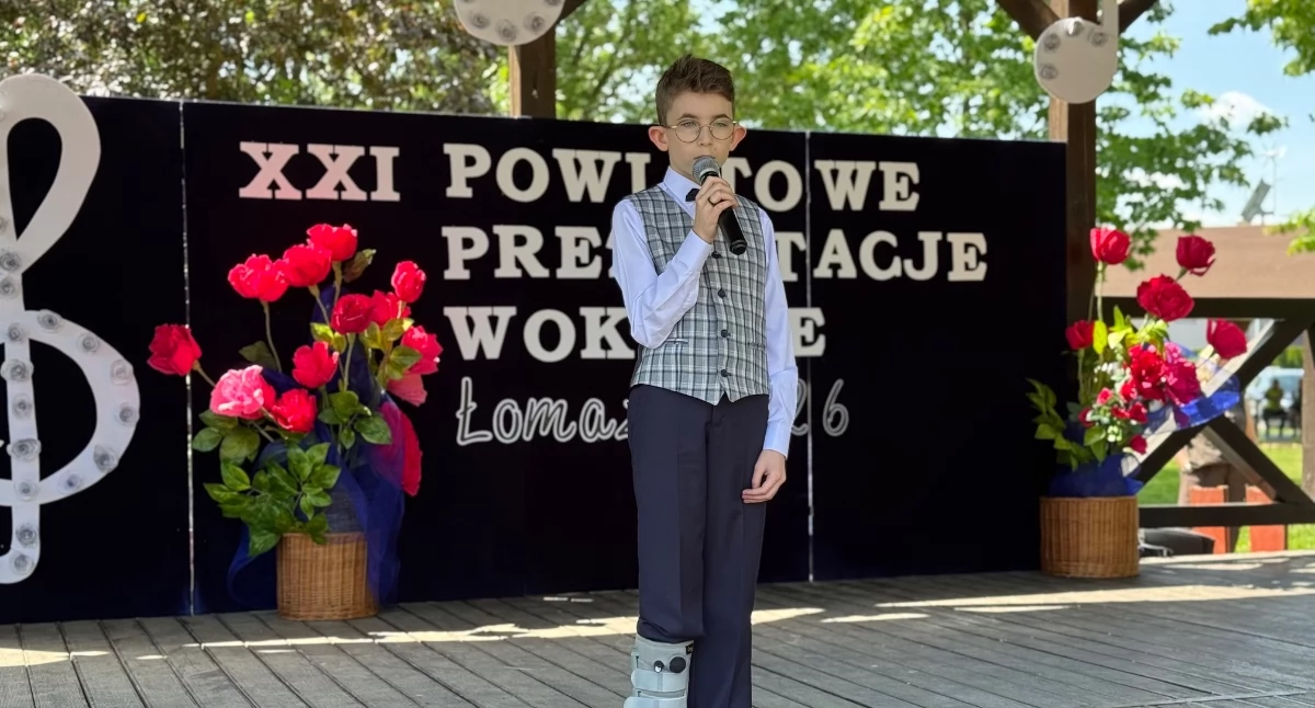 Młode talenty zabrzmiały w Łomazach. Za nami XXI Powiatowe Prezentacje Wokalne