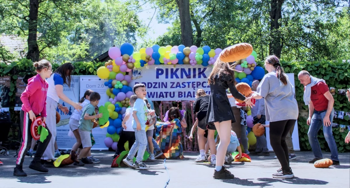 Piknik Rodzinny z okazji Dnia Rodzicielstwa Zastępczego oraz Dnia Dziecka w Roskoszy