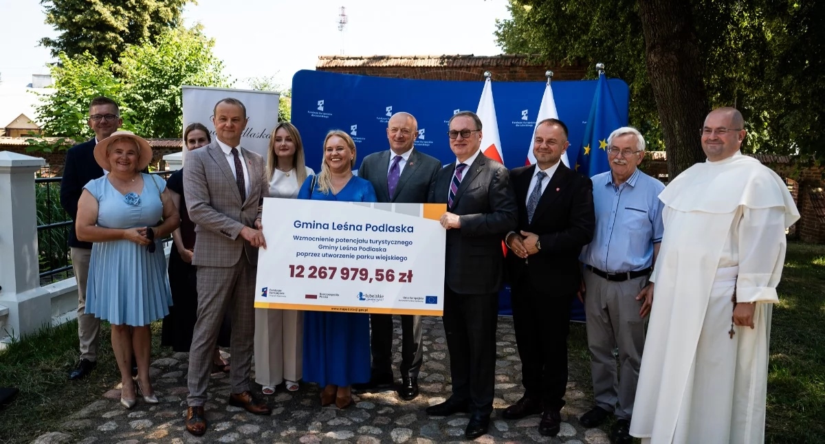 Wielomilionowa dotacja dla Leśnej Podlaskiej. Umowa na rewitalizację zabytkowego parku została podpisana
