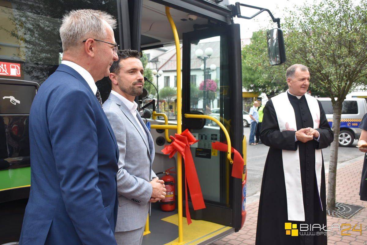 Przekazanie nowych autobusów MZK w Białej Podlaskiej
