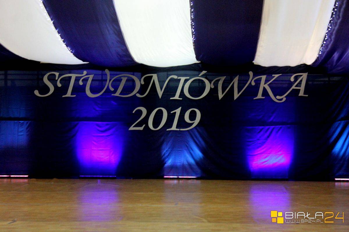 POLONEZA CZAS ZACZĄĆ: Studniówka 2019 - IV LO w Białej Podlaskiej