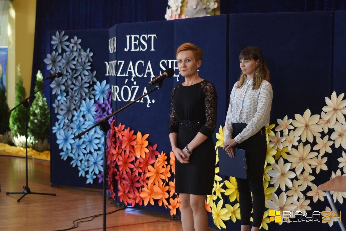 Miejskie obchody Dnia Edukacji Narodowej w II LO w Białej Podlaskiej